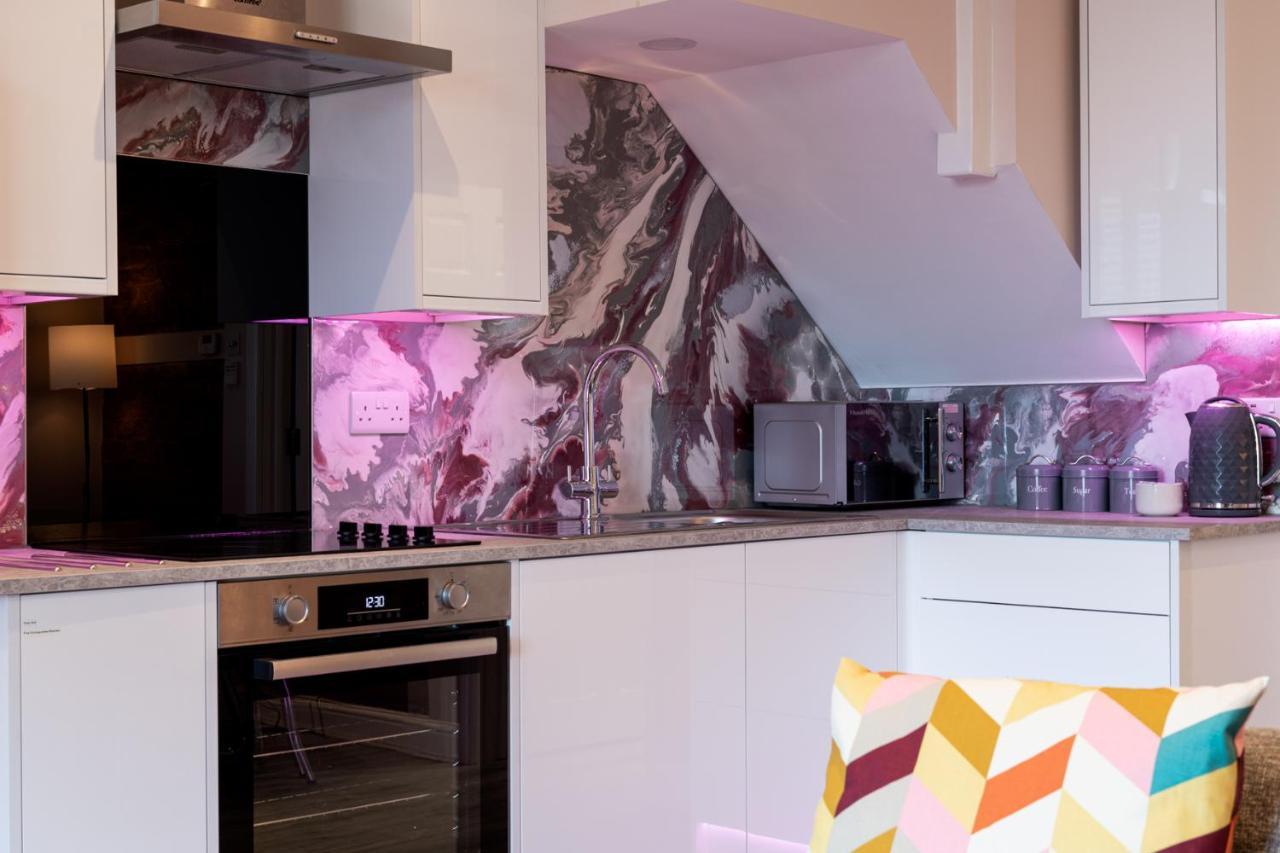 Cool, Calm & Contractor-Approved - Summer Stays Open - Apartment D Джиллингем Экстерьер фото