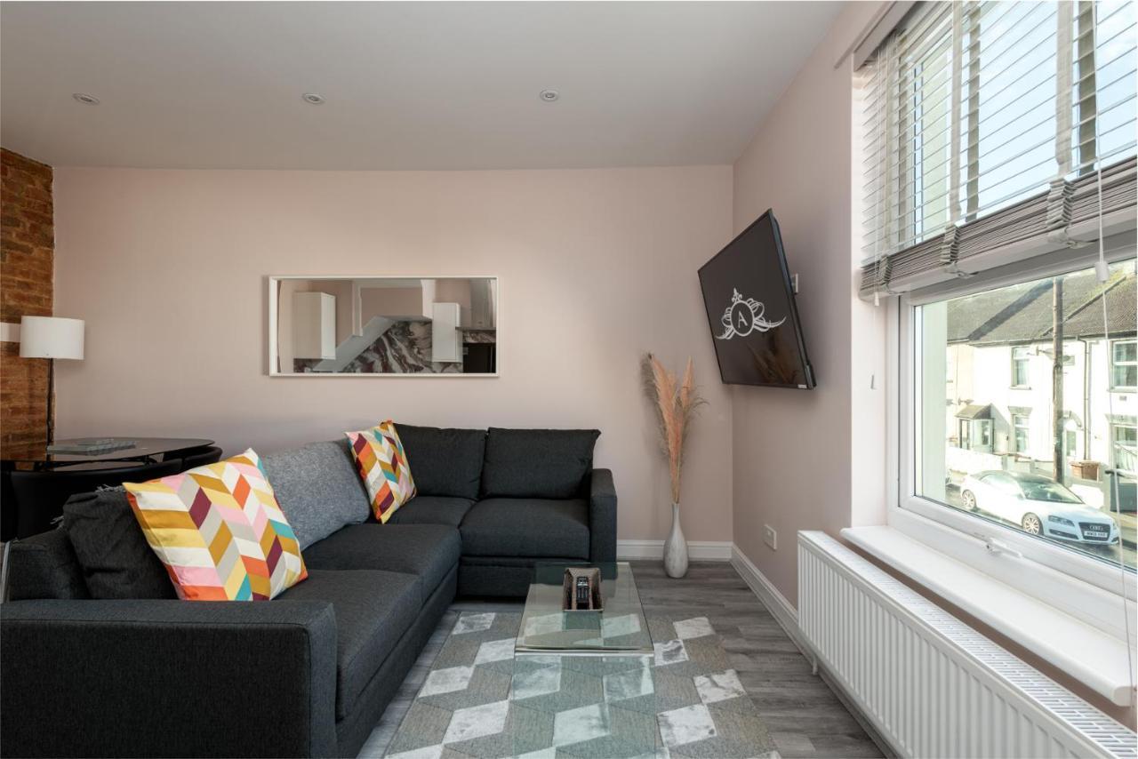 Cool, Calm & Contractor-Approved - Summer Stays Open - Apartment D Джиллингем Экстерьер фото